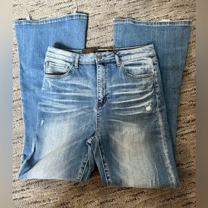 NWT Risen Vintage waged flare jeans size 31/13